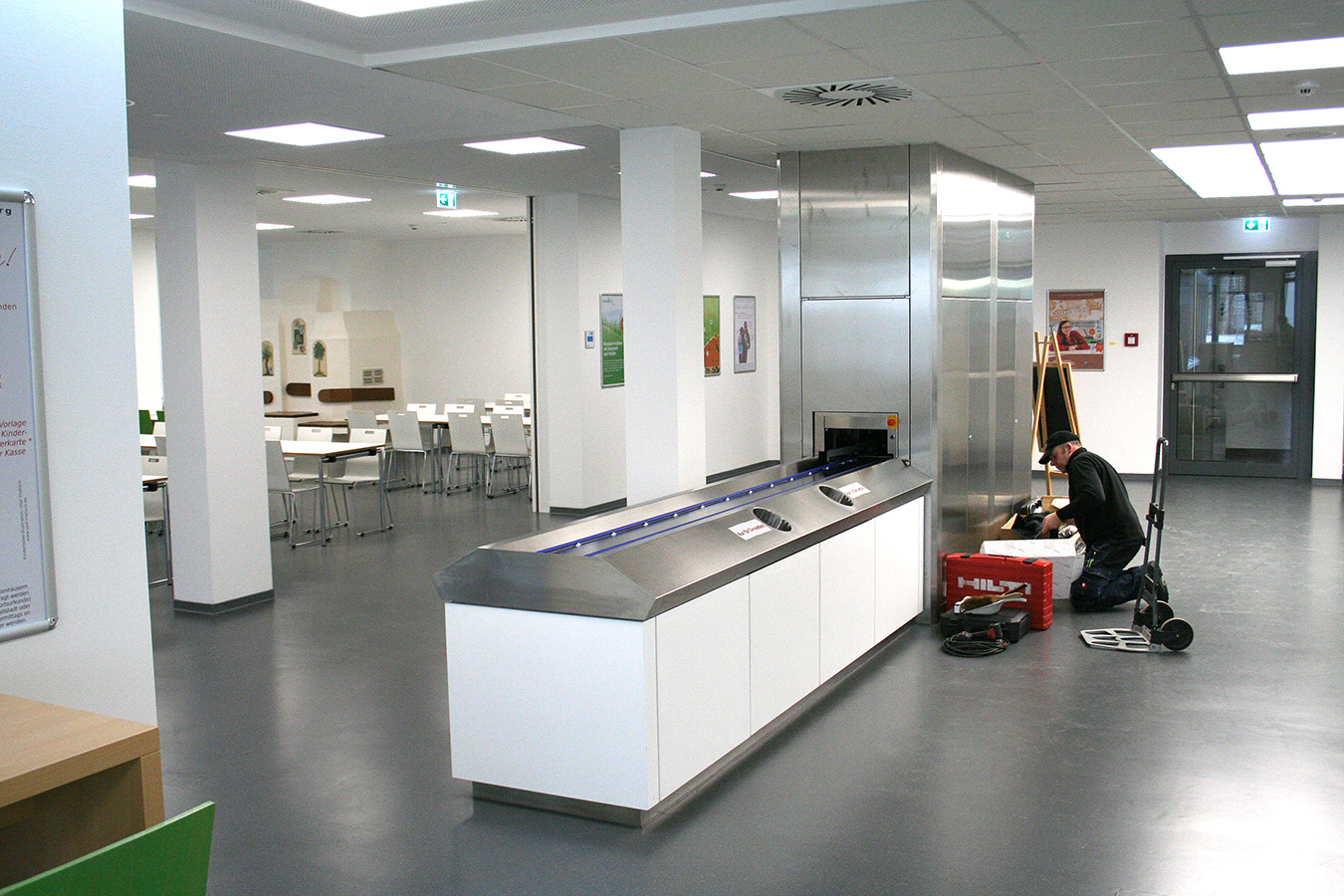 The serving area on the first floor has been completely renovated. (Image: FAU/Boris Mijat)