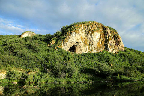 Chagyrskaya cave