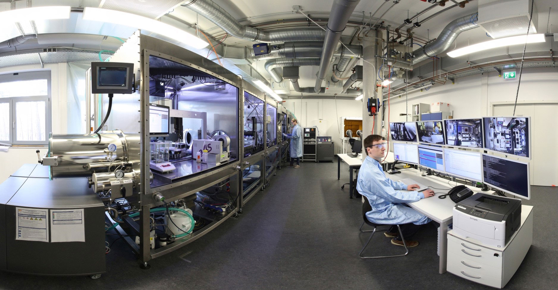 Researchers in research unit.