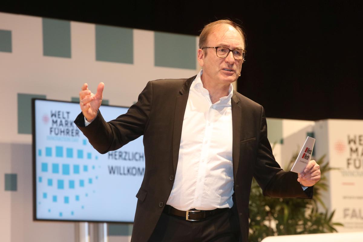 At the Innovation Day 2022: Introduction by Beat Balzli