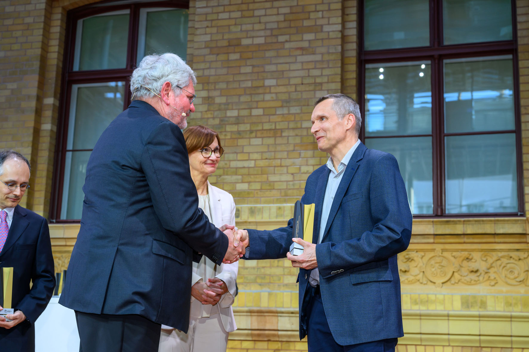 Humboldt professor Benoit Ladoux receives award for his Humboldt professorship.