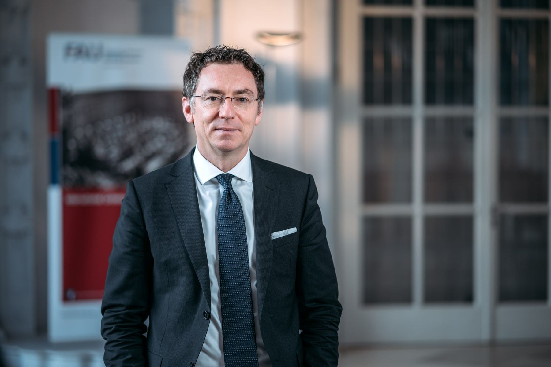 Portrait of Prof. Dr. Christoph Safferling, Chair of Criminal Law, Criminal Procedure and International Law at Friedrich-Alexander-Universität Erlangen-Nürnberg.