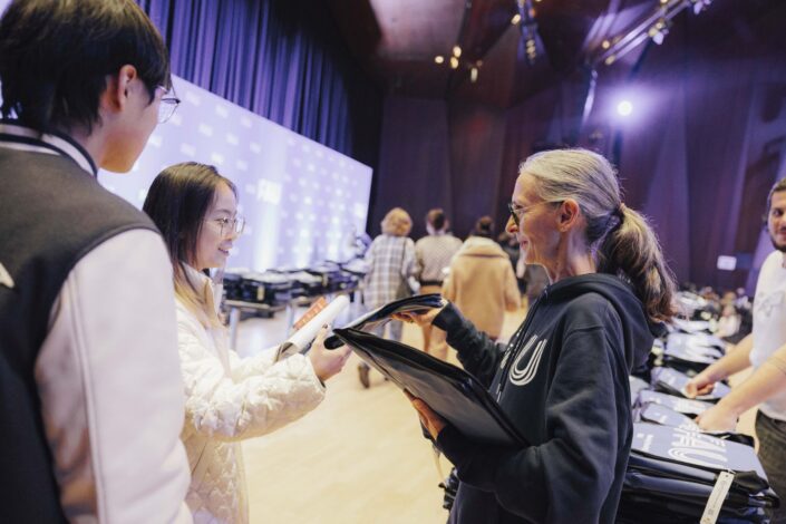 Students at the first semester welcome event of the Friedrich-Alexander-Universität Erlangen-Nürnberg 2024 in Erlangen