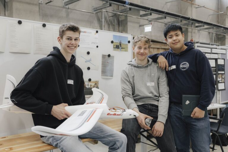Jugend Forscht competition: Young scientists present their projects