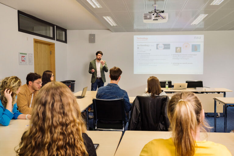 Featured image for FAU Competence Centers