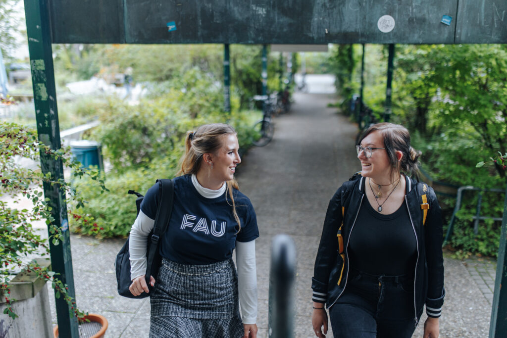 Studierende im Gespräch