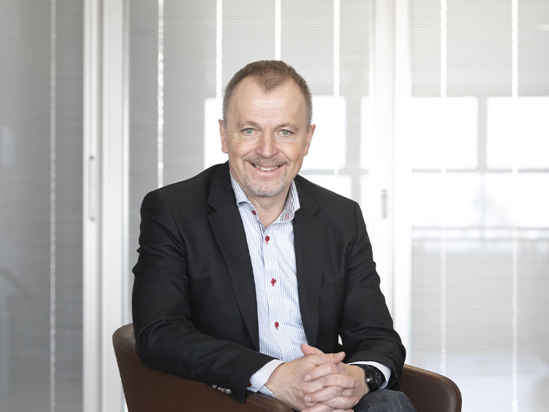 Portrait von Prof. Dr. Andreas Hirsch