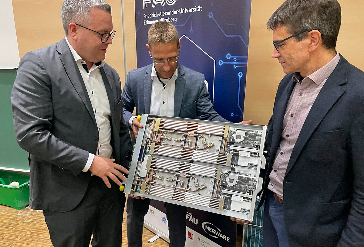 Scientists around components from Helma