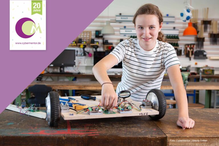 CyberMentor celebrates 20 years of successfully encouraging girls to get involved in STEM