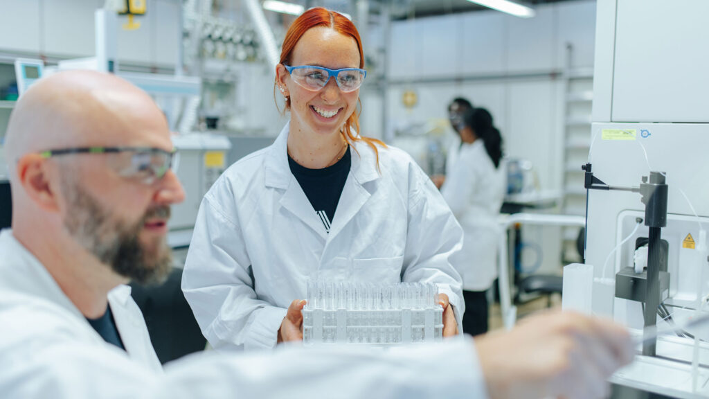 Two scientists in a laboratory.
