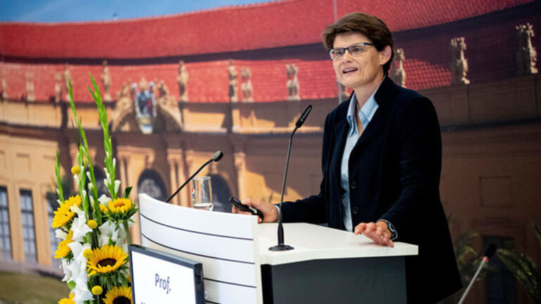 University Women’s Representative: Prof. Dr. med. Kerstin Ute Amann