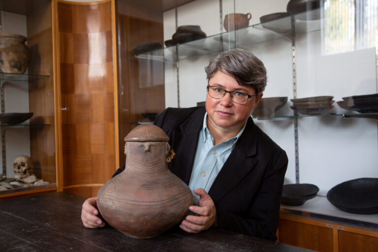 Megastructures give clues on how prehistoric settlements were organized