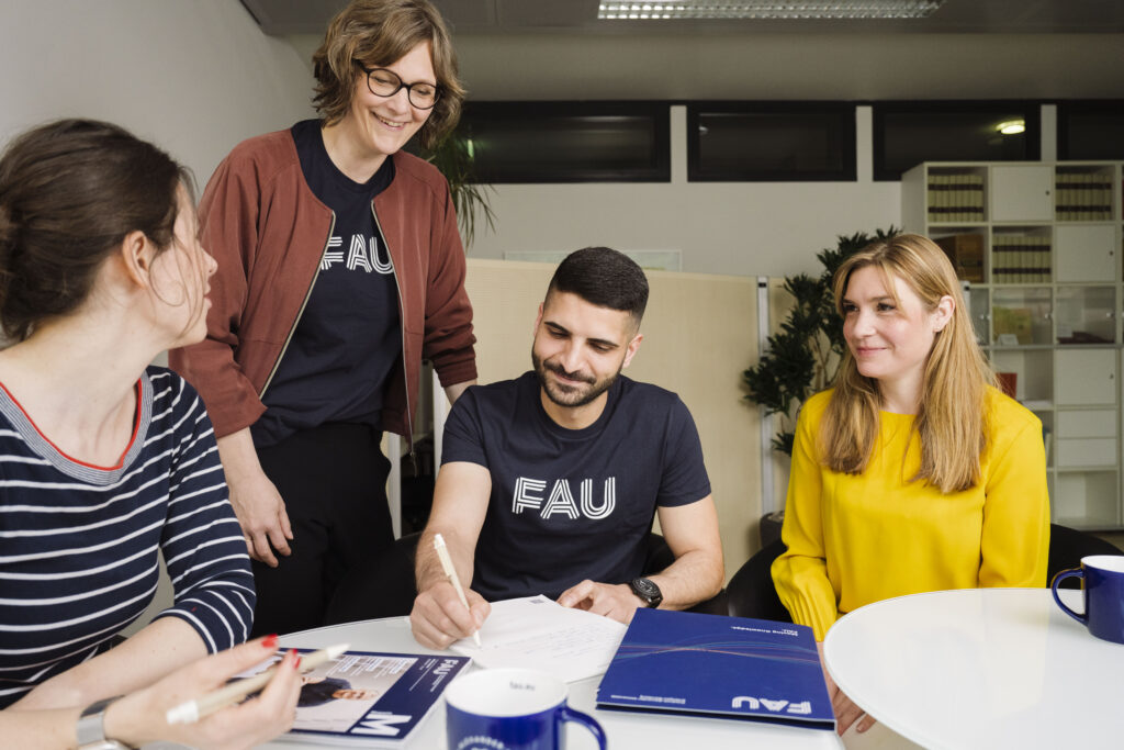 FAU leading in further education. (Image: FAU/Anna Tiessen)