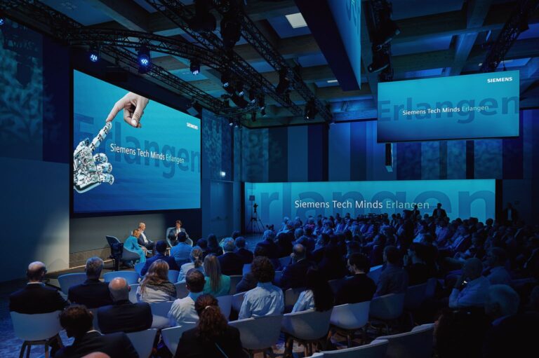 Networking: Siemens Tech Minds with the CEOs from Siemens and Festo