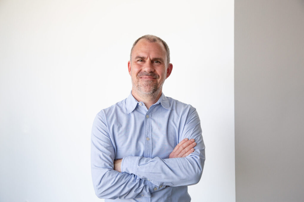 A Portait of Prof. Dr. Emanuel Hansen, Professorship of Economics, particularly Economic Theory